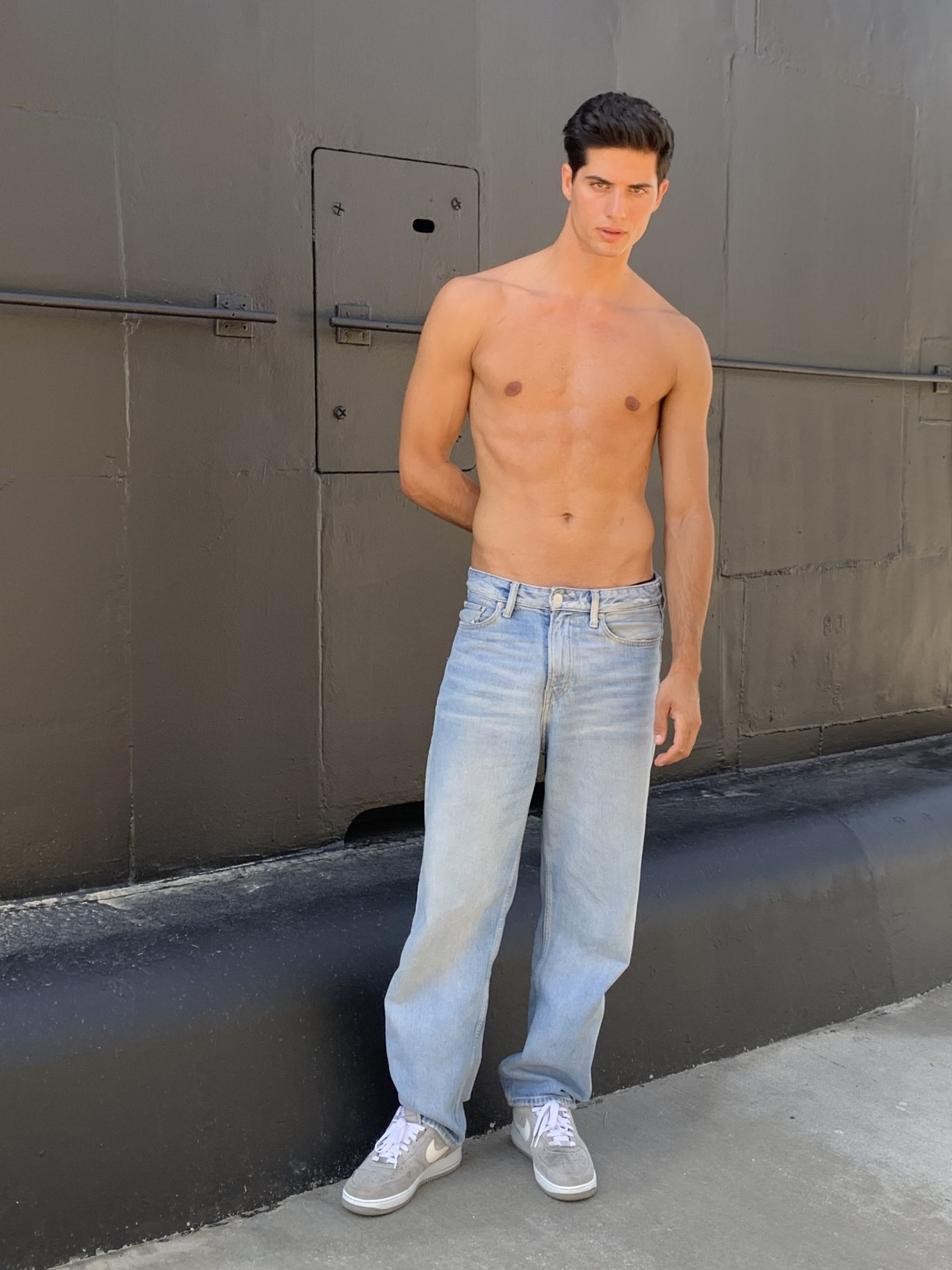 DIMITRIS KOKONAKIS VN Model Management